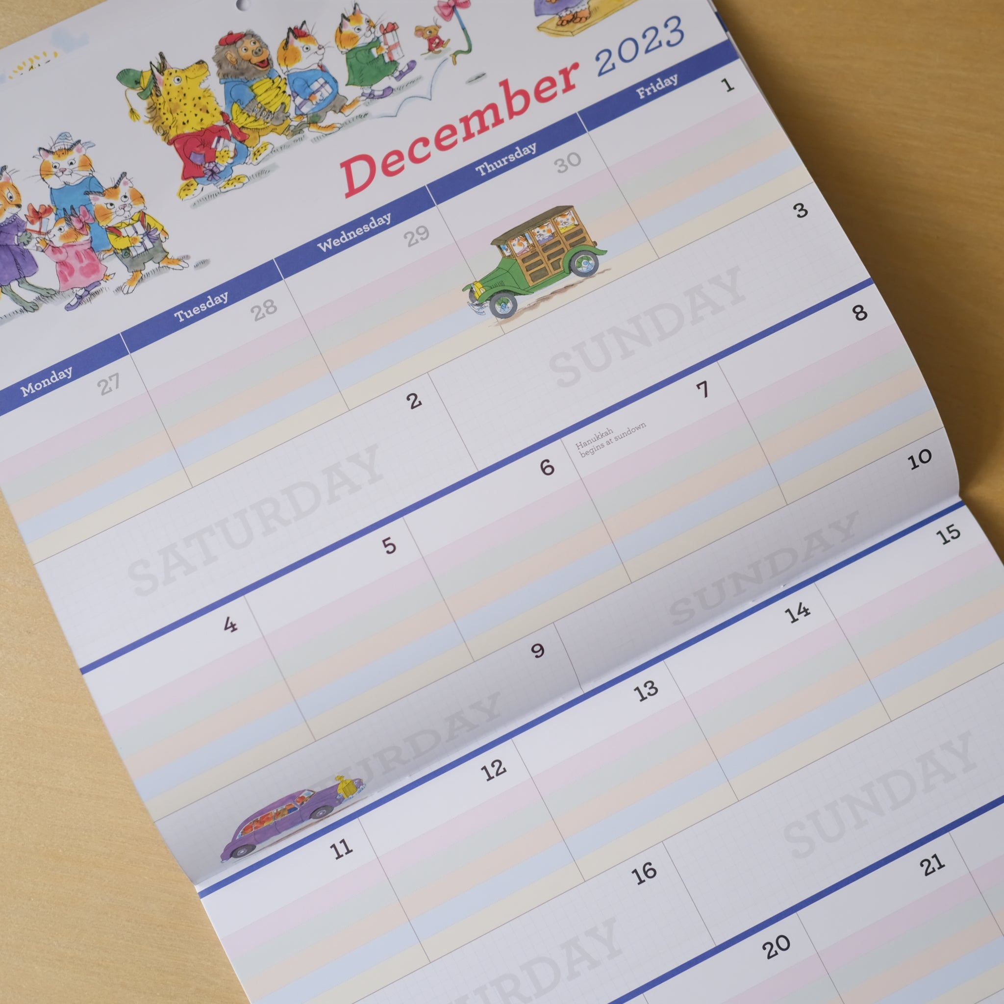Richard Scarry Big Busy Family 2024 Wall Calendar: Track Every Family Member's Daily Activities