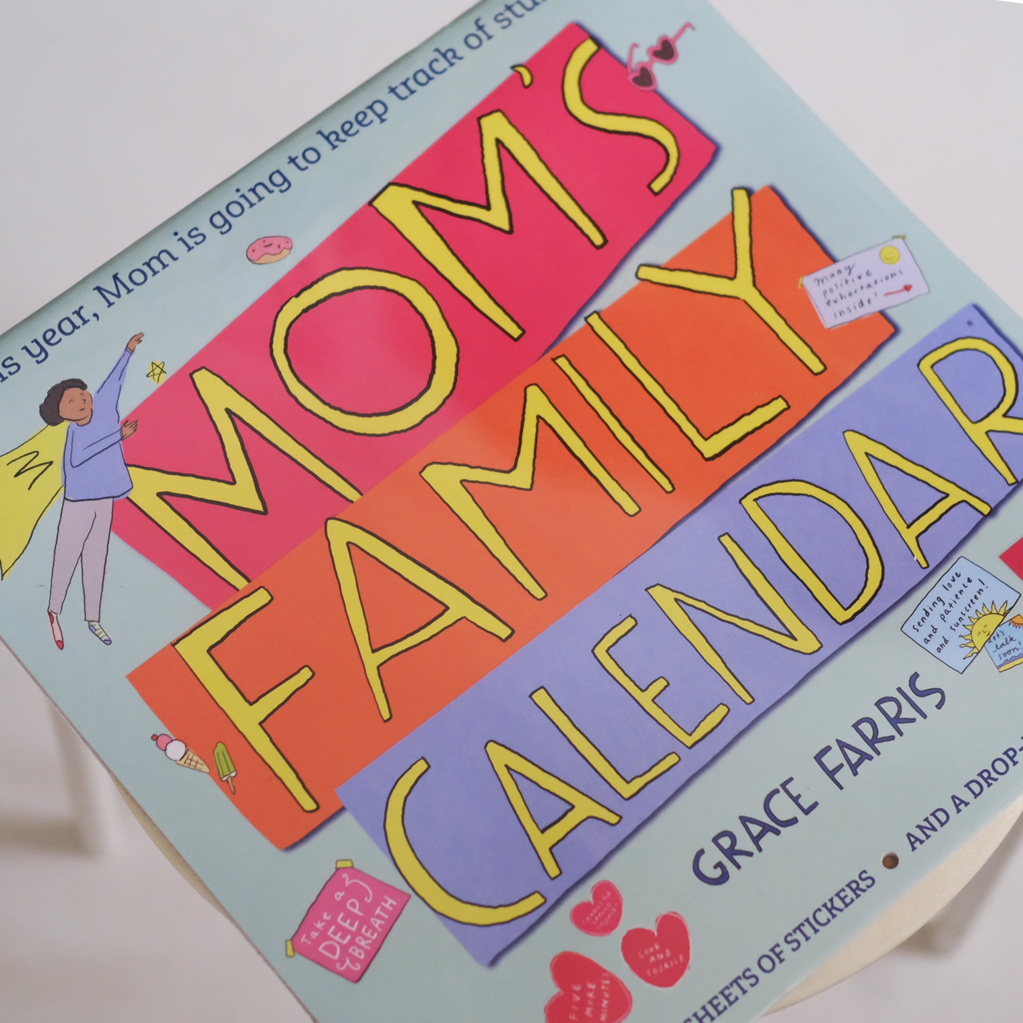 Mom's Family Wall Calendar 2024: This Year, Mom Is Going to Keep Track of Stuff!
