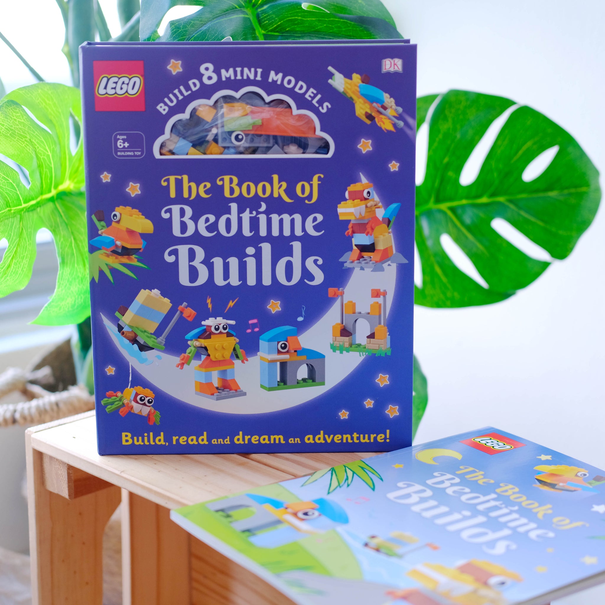 The LEGO Book of Bedtime Builds : With Bricks to Build 8 Mini Models