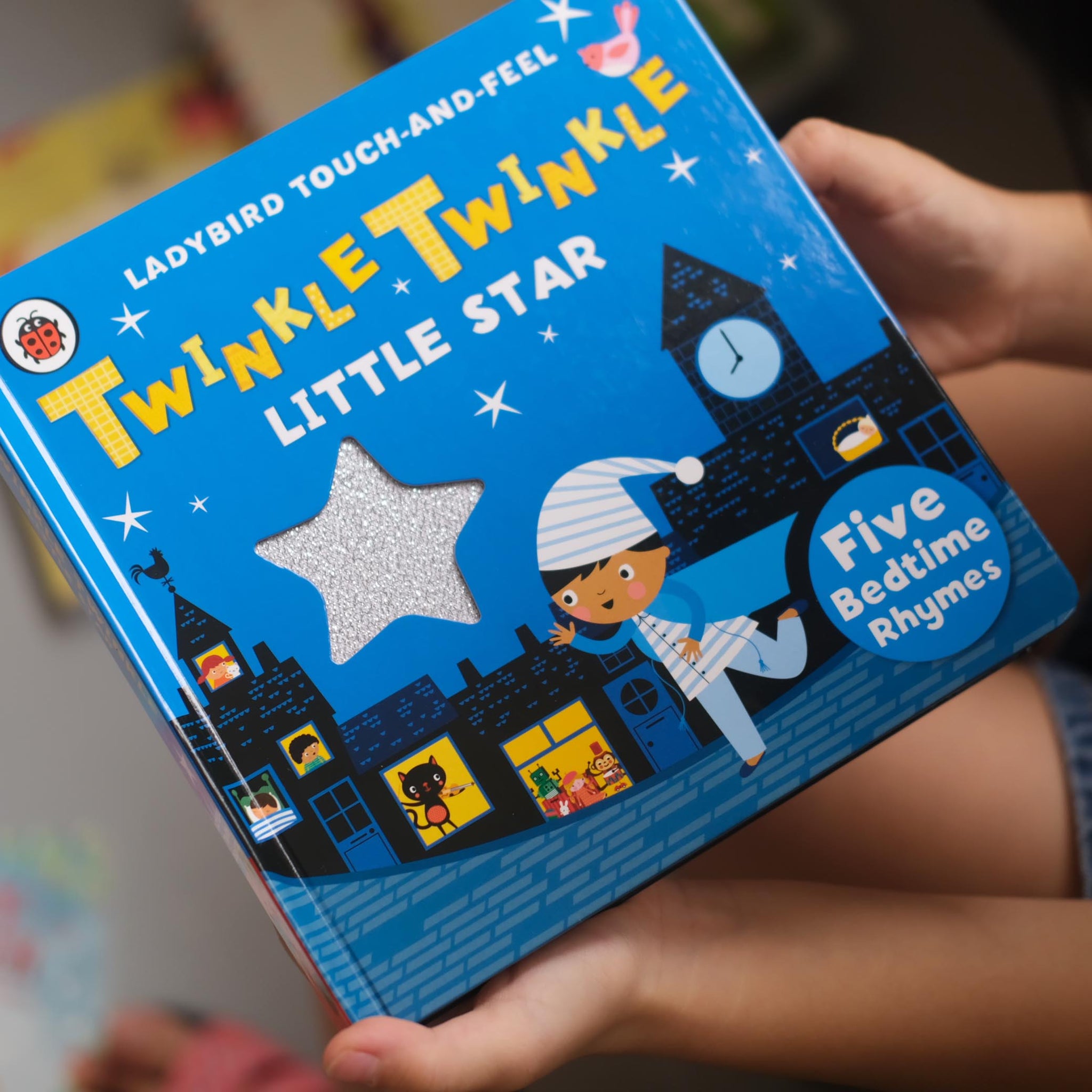 Twinkle, Twinkle, Little Star: Ladybird Touch and Feel Rhymes (Novelty Book)