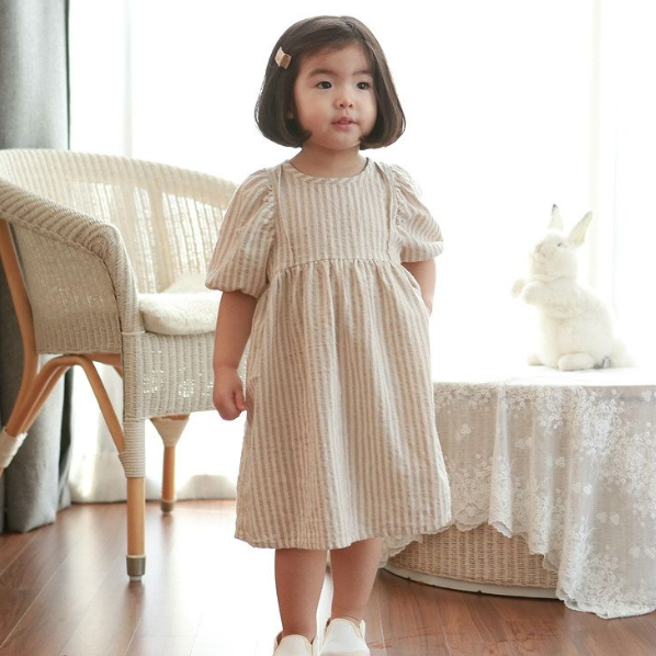 Loana Puff Sleeves Dress - Oh Happy Fry - we ship worldwide